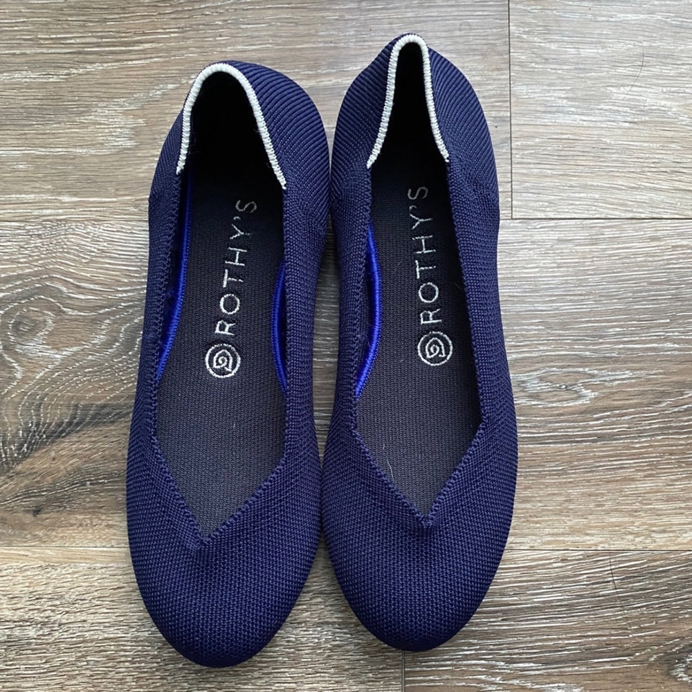 ROTHY’S ROUND TOE FLATS